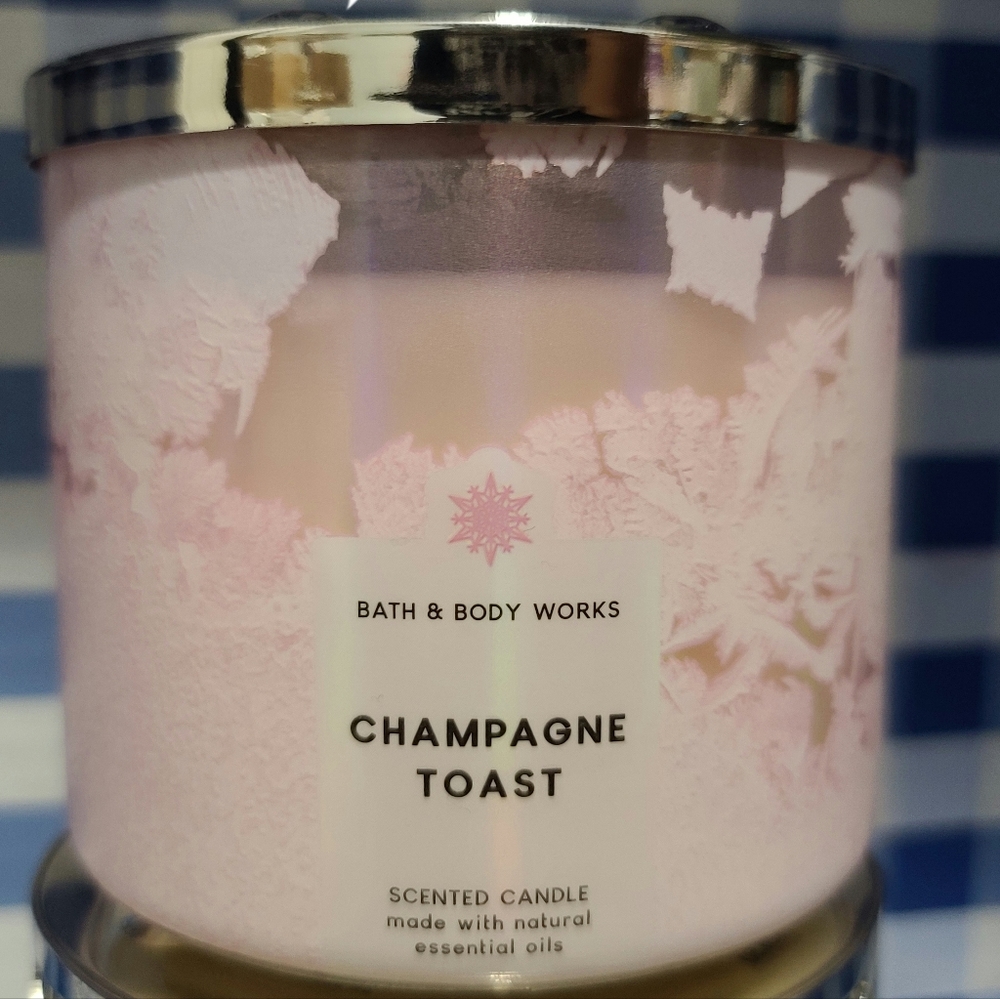 Champage toast bath and body works candle